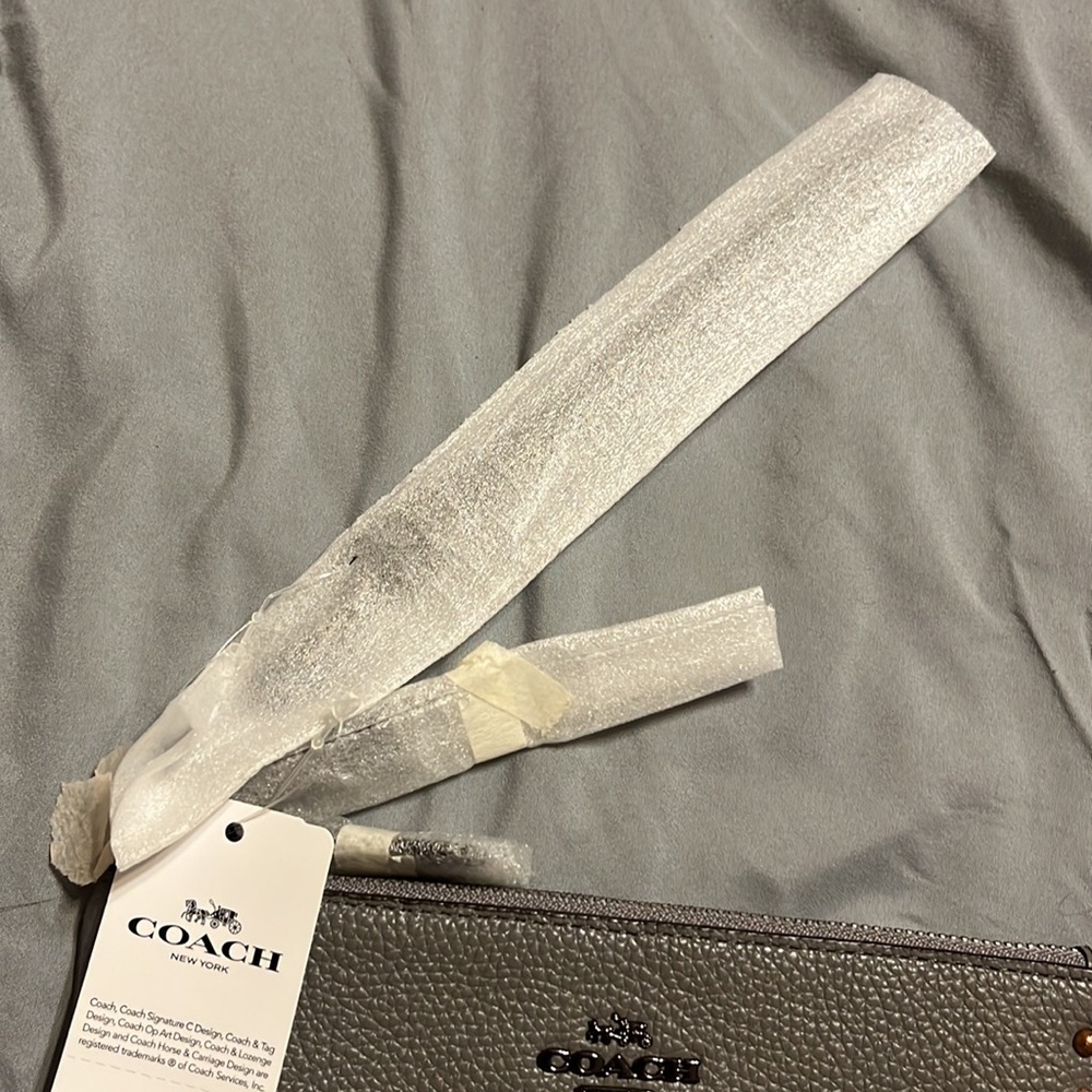 Coach embellished wristlet - Picture 4 of 9